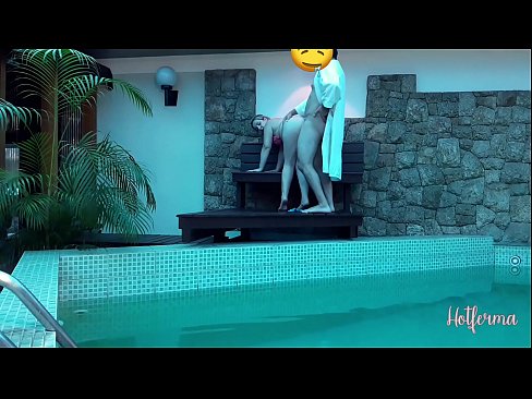 ❤️ Bosi fton shërbëtoren në pishinë, por nuk mundi t'i rezistonte një nxehtësie Video seksi në sq.assistentai.ru ☑